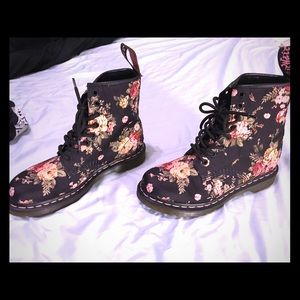 Women’s Dr. Marten’s Boots